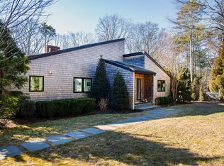 5 Southwood Ln, Quogue, NY 11959