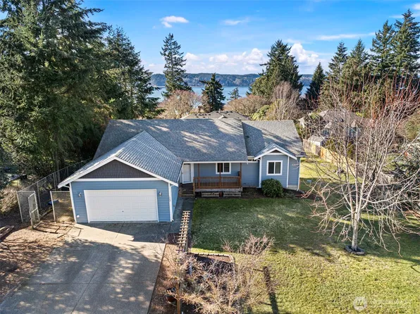 1062 Potlatch Drive, Fox Island, WA 98333