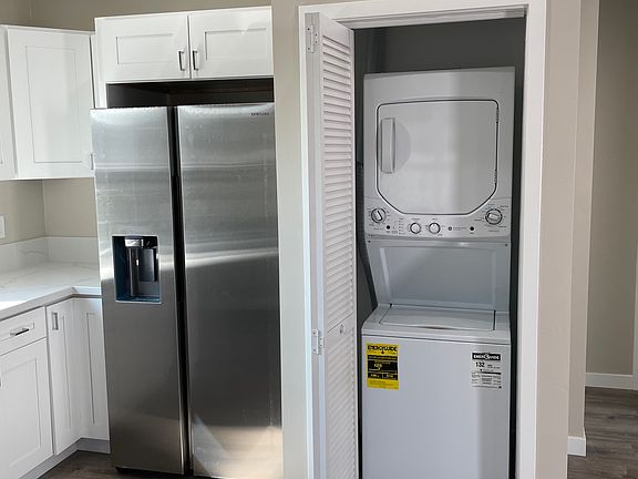 3rd image of 3139 K St #1