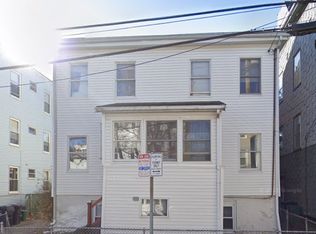 42 Plymouth St #1, Cambridge, MA 02141