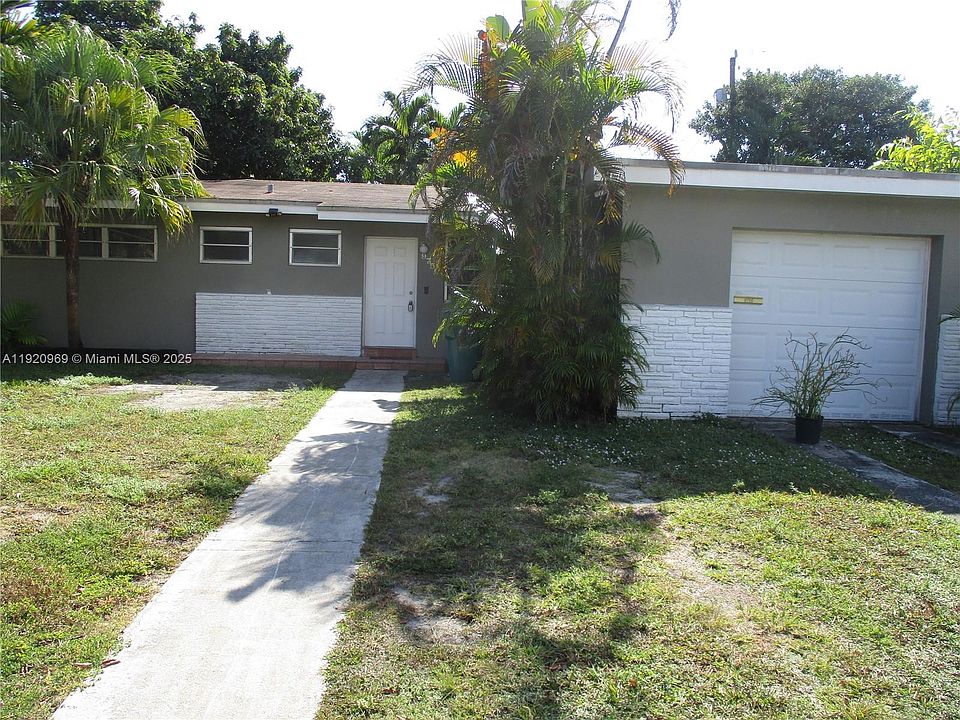 1st image of 9750 Dominican Dr