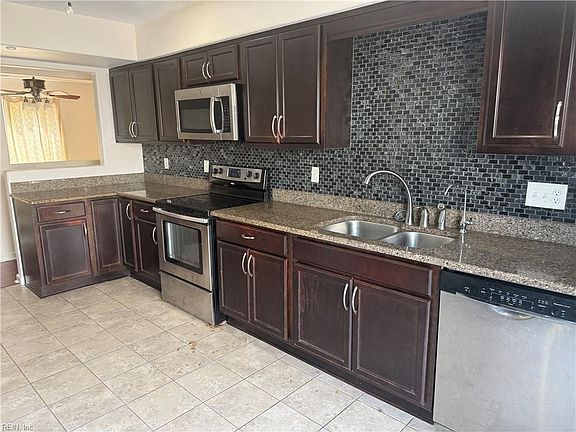 4th image of 1621 Rechter Ct