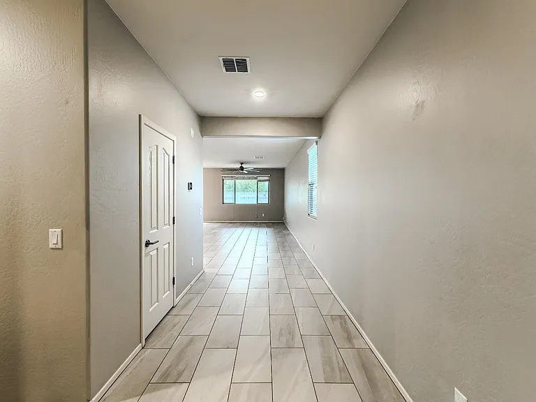 1754 E Grenadine Rd — Photo 28