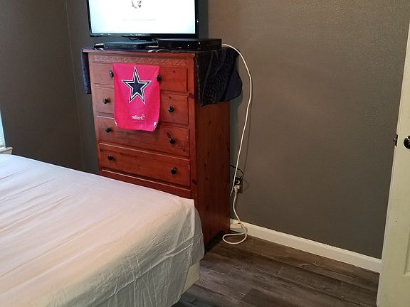 11x12 upstairs bedroom