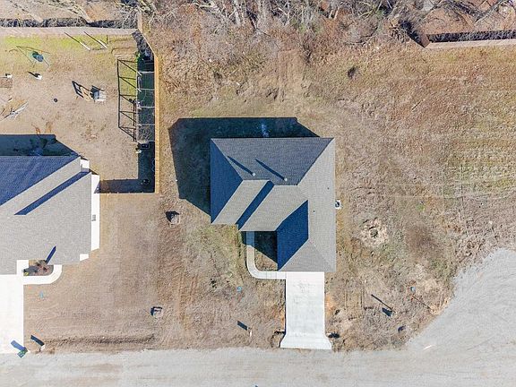 5th image of 1205 Sutton St