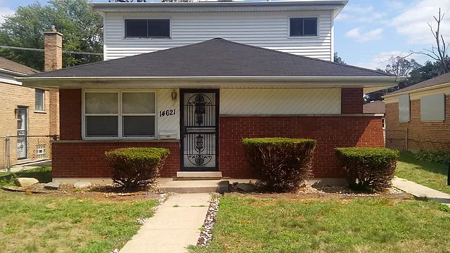 14621 Kimbark Ave photo 1