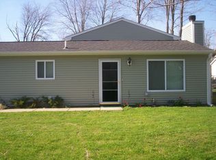 903 Orion Ter, Lake Orion, MI 48362