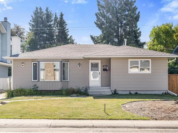 878 Cottonwood Ave, Strathcona County, AB T8A 1Z2