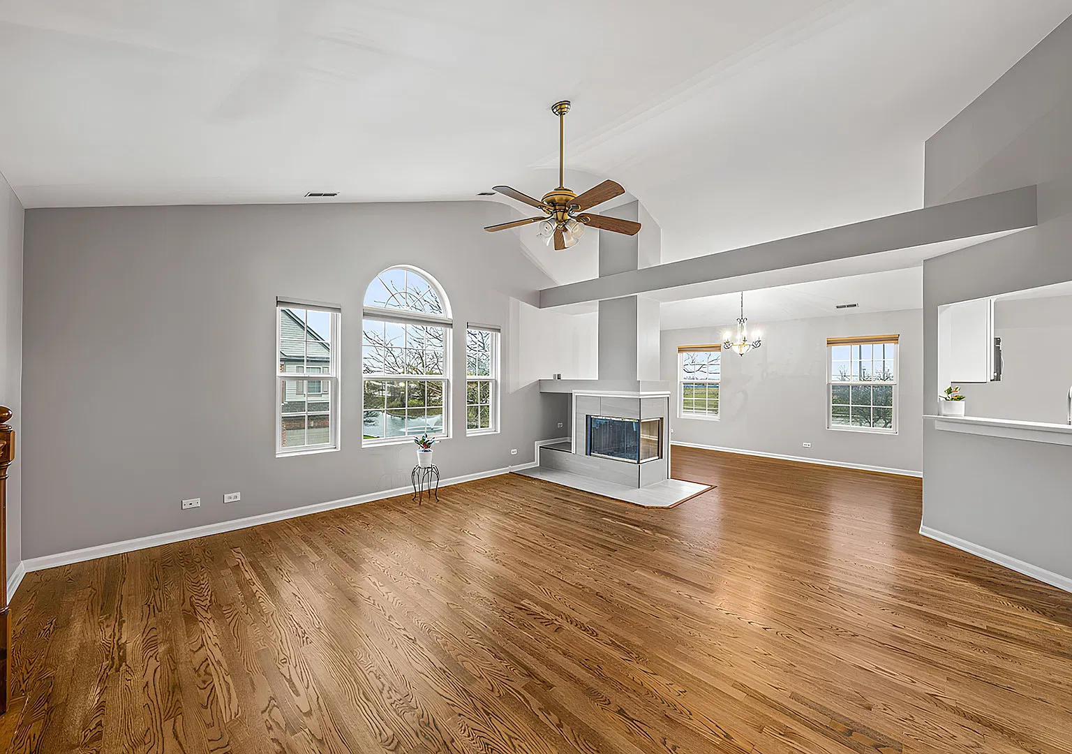 3 bed, 1540 sqft, $2,995 — Photo 4