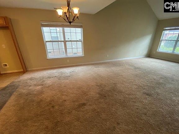 3rd image of 176 Sweetoak Dr