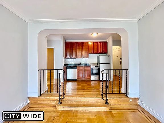 4th image of 690 Fort Washington Ave APT 5A