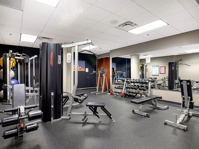 5601 Smetana Dr #901 — Photo 30