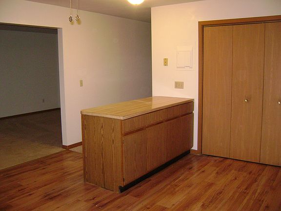 2nd image of N881 Amanda St APT 1