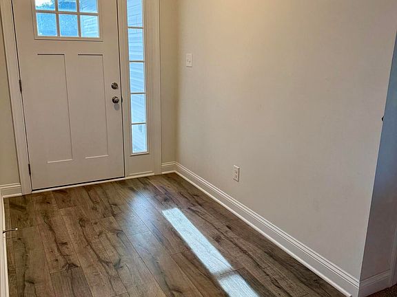 5th image of 810 Calebs Creek Court