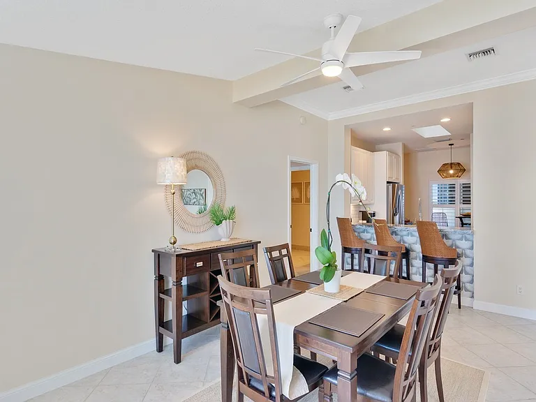 2700 Ocean Dr #501 — Photo 6