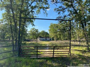 181 Oak Valley Dr, La vernia, TX 78121