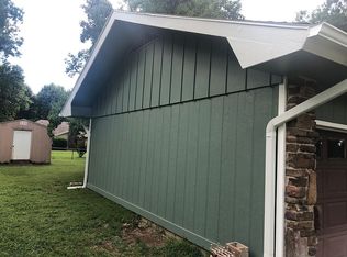 1910 Colonial Dr, Pittsburg, KS 66762