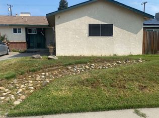 624 E Myrtle Ave, Visalia, CA 93292