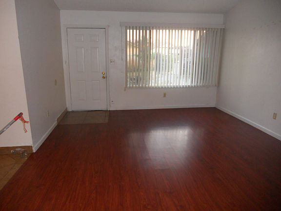 5th image of 2367 Gareth Cir