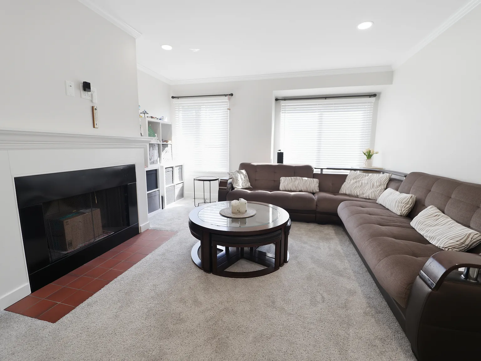 2 bed, 2.5 bath, 1889 sqft, $3,700 — Photo 3