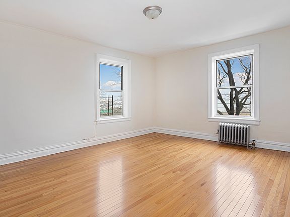 3rd image of 227 Haven Ave #1A