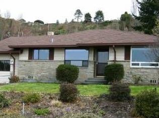 3962 SW Arroyo Dr, Seattle, WA 98146