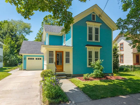 36 Delaware St, Cooperstown, NY 13326