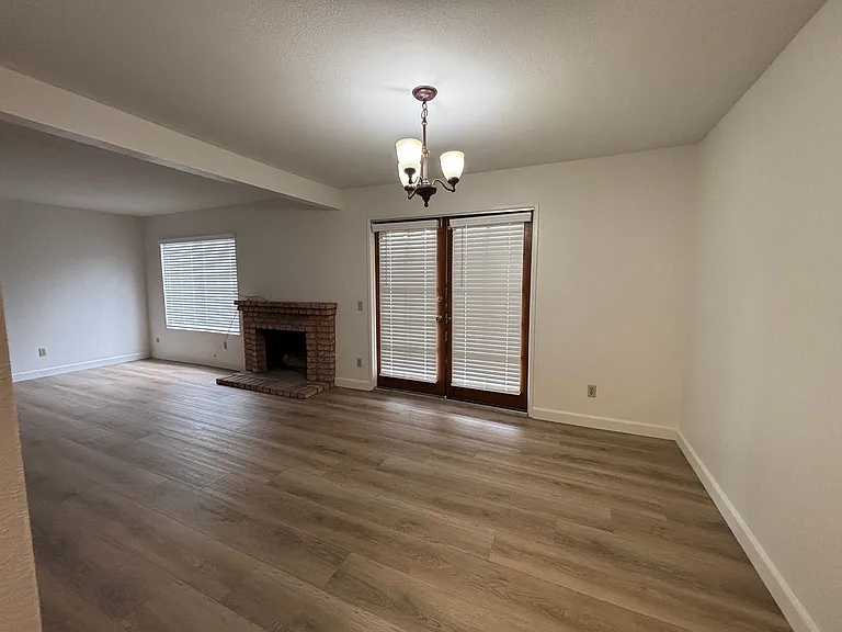 2957 Plaza Miguel — Photo 7
