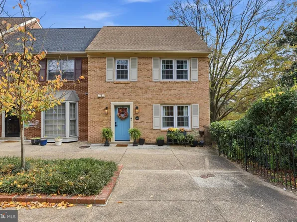 661 N Armistead St, Alexandria, VA 22312