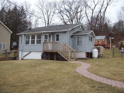 85 Mulberry St, Hamburg, NJ, 07419