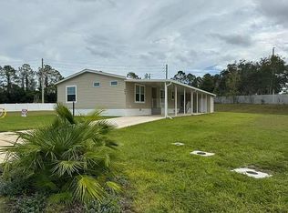 893 Landing Dr, Leesburg, FL 34748
