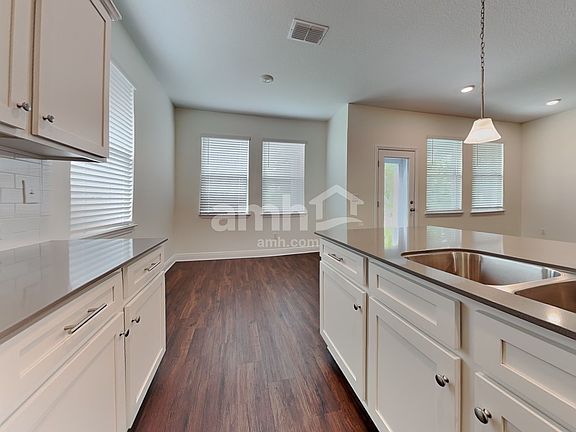 4th image of 6237 Emerald Hills Way
