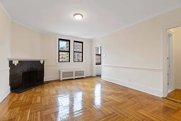 Rented by MNS | media 9