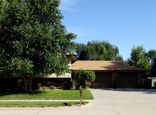 1915 W 36th St, Kearney, NE 68845