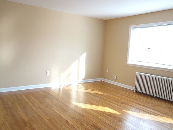 5th image of 4108 40th St APT 301