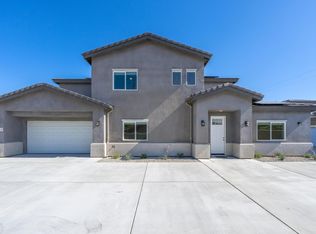 33936 Whispering Palms Trl, Cathedral City, CA 92234