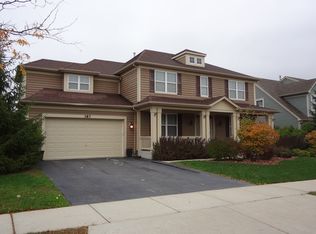 387 Fountain Ave, Elgin, IL 60124