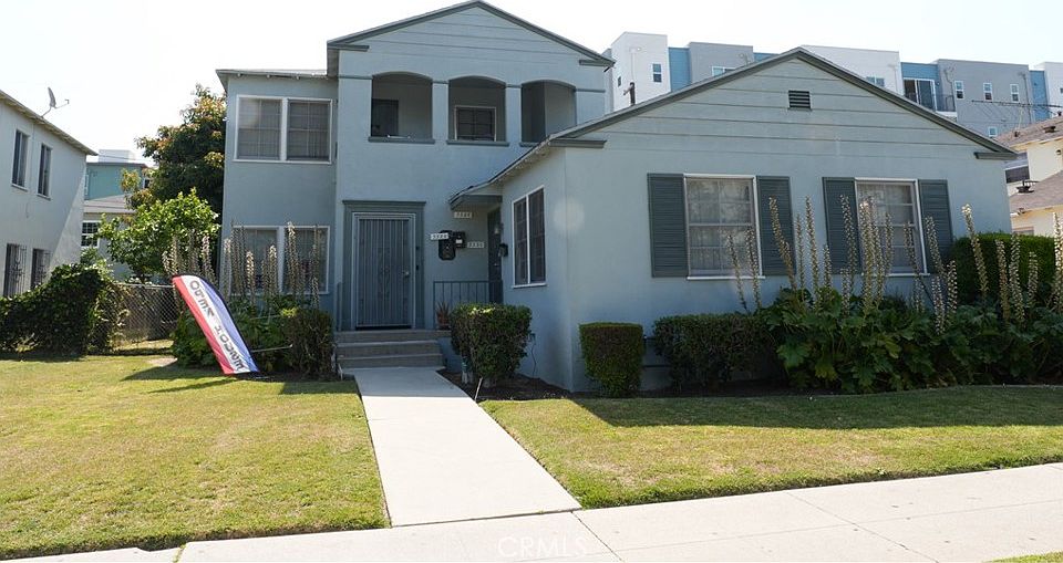 1st image of 3526 Farmdale Ave