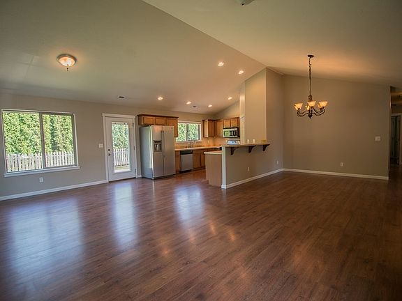 5th image of 927 Bosley Dr