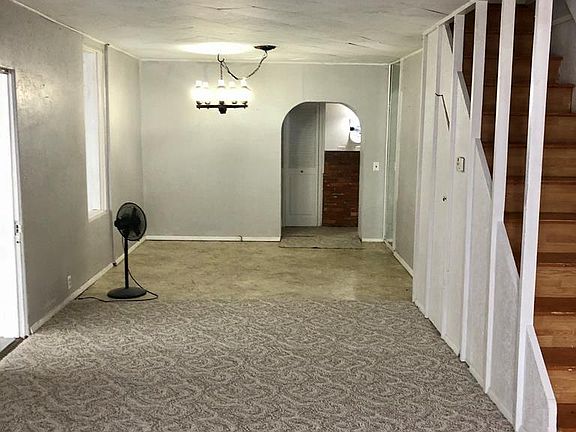 2nd image of 524 Grant Ave