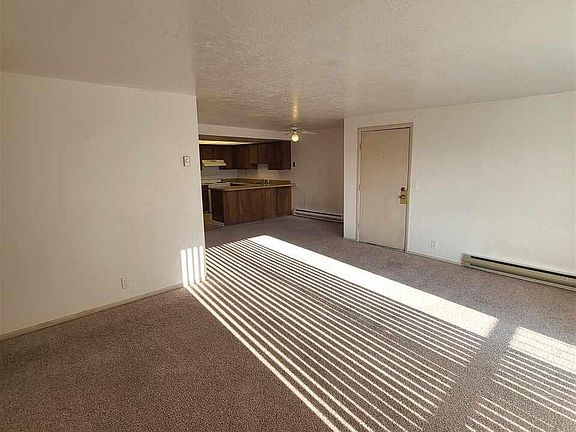4th image of 2916 Plumtree Dr