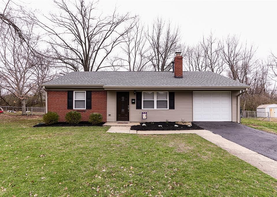 1st image of 864 N Hill Ln