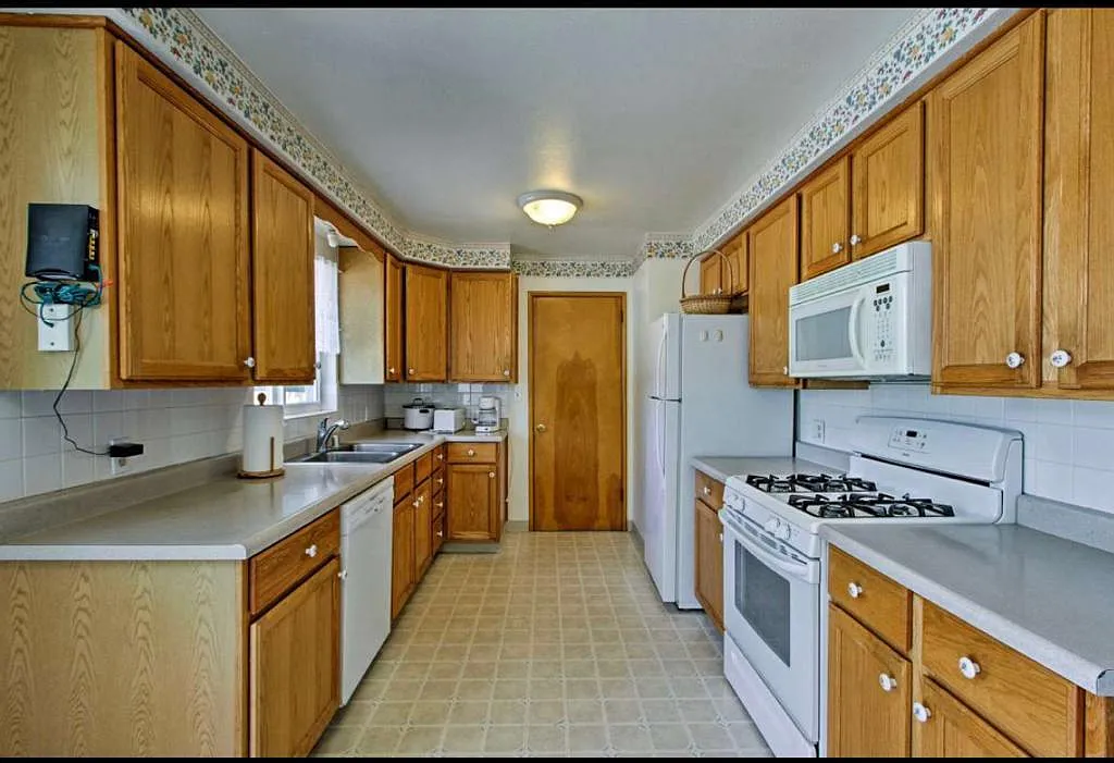 5813 108th St SW — Photo 4