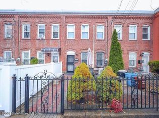 107 Chestnut Ave, Staten Island, NY 10305