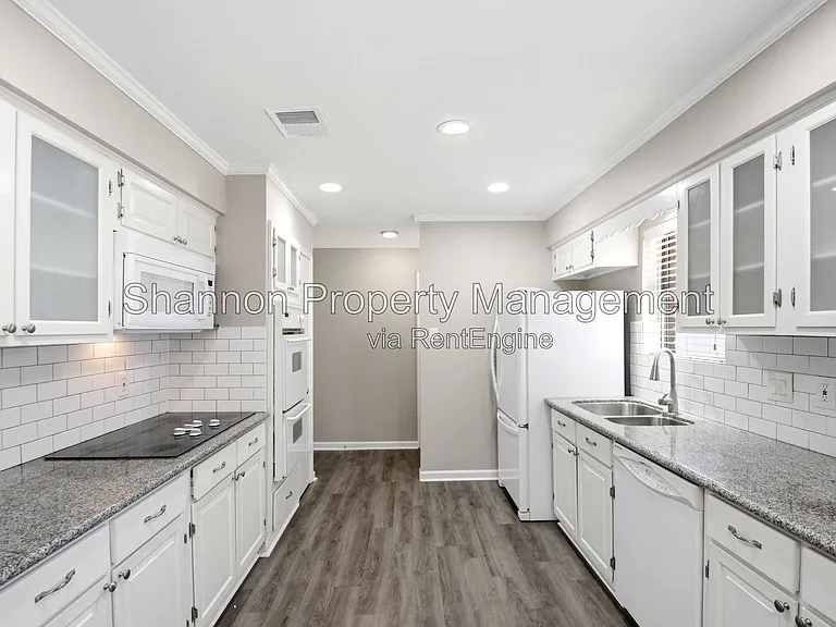 6215 Autumn Arbor Dr — Photo 16