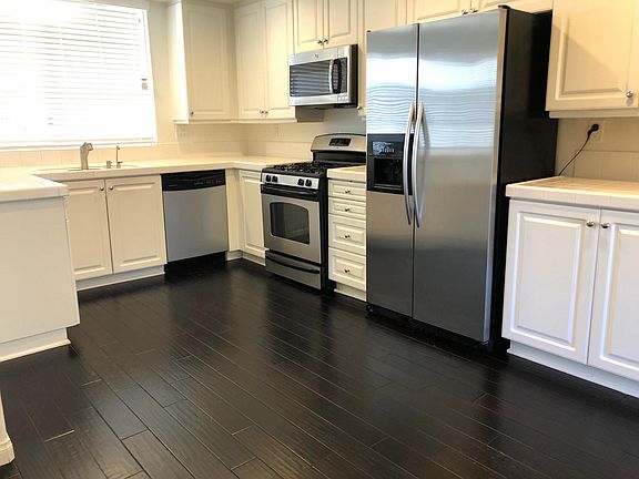 3rd image of 5429 Marine Ave