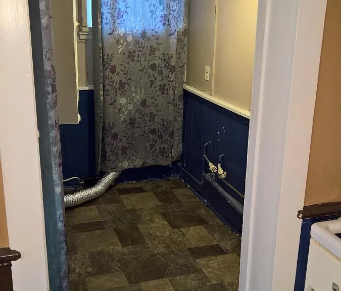 9539 Main St #B — Photo 7