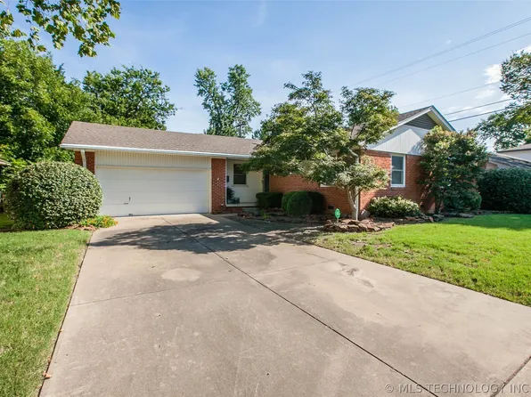 4003 E 52nd St, Tulsa, OK 74135