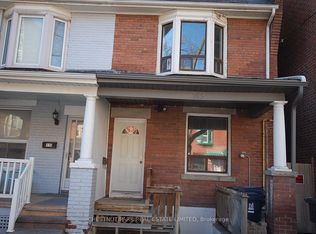 113 McGill St #2, Toronto, ON M5B 1H5