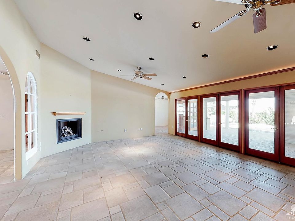 1st image of 2222 N Palermo Dr